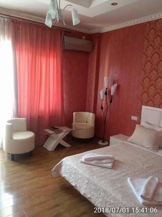 Отель Hotel Stal+ Тбилиси Двухместный номер Делюкс с 1 кроватью и балконом-13