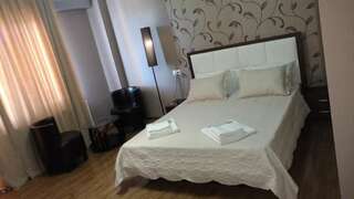 Отель Hotel Stal+ Тбилиси Двухместный номер Делюкс с 1 кроватью и балконом-17