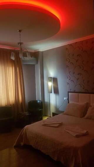 Отель Hotel Stal+ Тбилиси Двухместный номер Делюкс с 1 кроватью и балконом-18